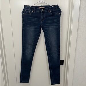 LEVI'S 710 Super Skinny Jeans Dark Wash
16 Reg EUC